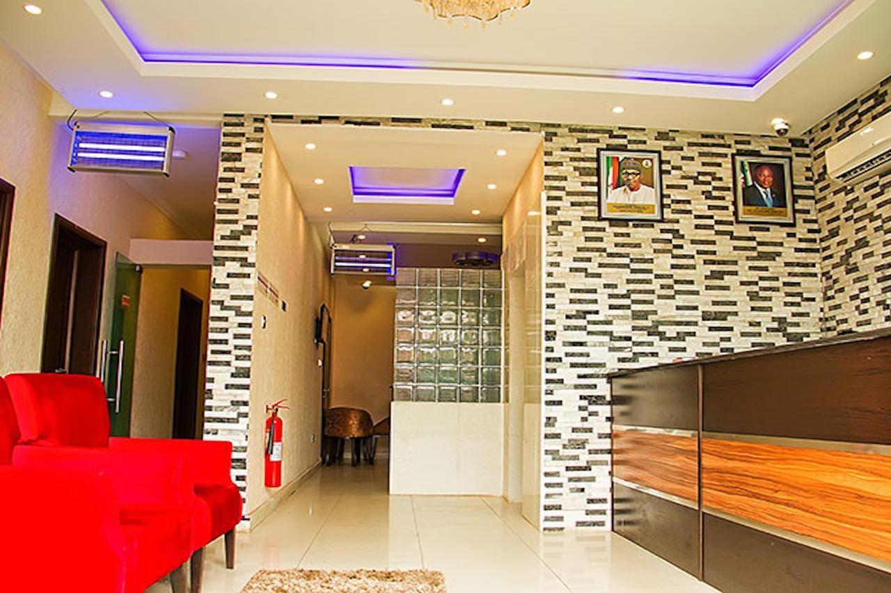 阿格波伊苏鲁乐雷拉凯姆套房酒店 拉各斯 外观 照片